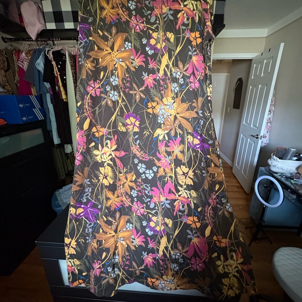 LuLaRoe Multicolor Floral Sarah Sweater - Picture 6 of 7